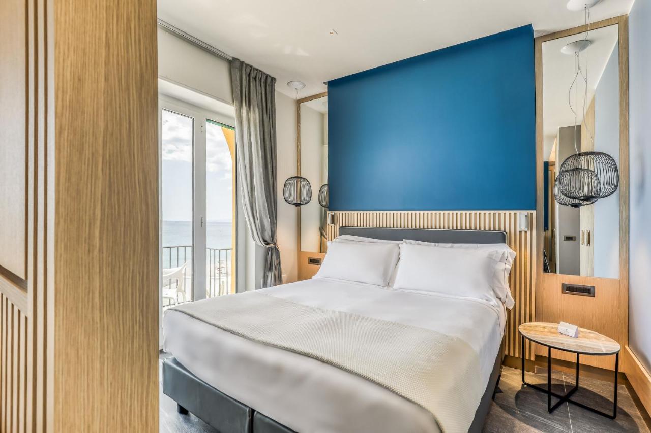 Albatros Hotel 4*